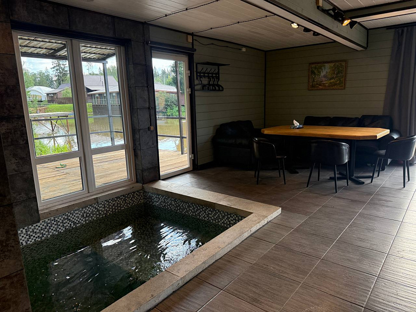 №16 на компанию до 8 гостей с баней, собственным бассейном и верандой на 8 человек