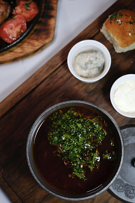 У нас новое меню основанное на продуктах с собственной экофермы и форелевого хозяйства