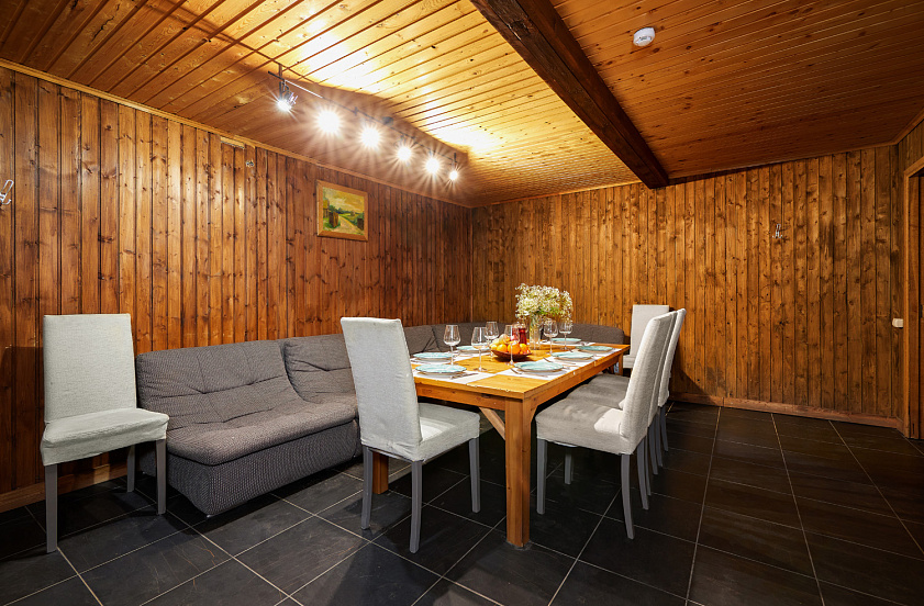 АРЕНДА ДОМА №10 "У ВОДЫ"