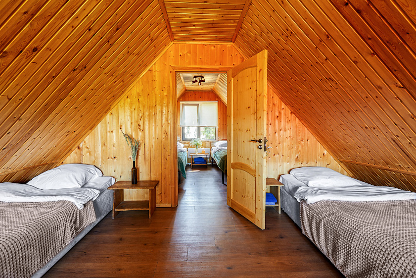 АРЕНДА ДОМА №10 "У ВОДЫ"