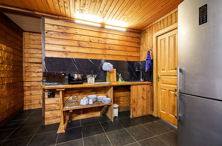 АРЕНДА ДОМА №10 "У ВОДЫ"