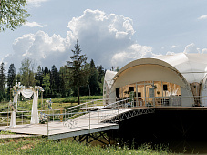 Шатер у воды "Лесные озера"